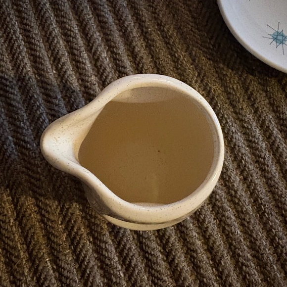 Vintage MCM Franciscan Starburst Dinnerware Set - Cream and Blue - Picture 9 of 16